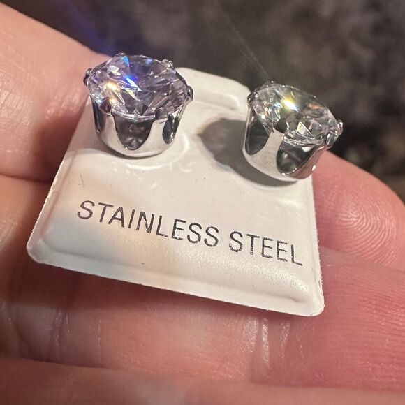 Stainless Steel 9mm Clear CZ Stud Earrings - Picture 6 of 8